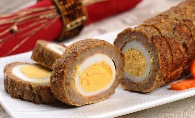 MESNA ŠTRUDLA SA KUHANIM JAJIMA ZA PRSTE POLIZAT