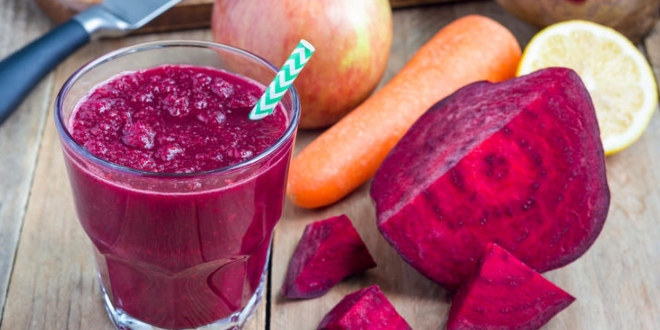 Koktel za potpuno čišćenje jetre i creva od otpada i toksina: Evo šta će se dogoditi posle prve čaše! (RECEPT)