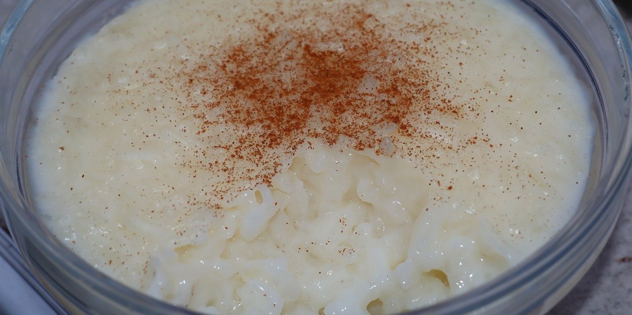 TURSKI SUTLIJAŠ SA PUDINGOM OD VANILE