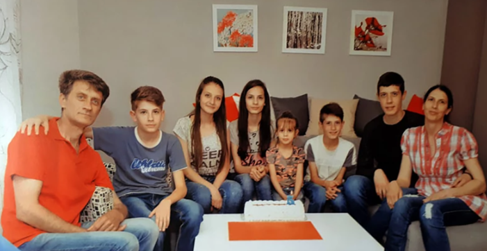 Kada ljudi čuju koliko Malina i Nebojša iz Niša imaju dece kažu “ko vam je kriv”: Osuđuju nas ljudi koji imaju jedno ili nijedno dete
