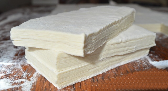 LISNATO TIJESTO – PO ŠKOLSKI Ovako sam ga ja učila u školi praviti i uvijek mi lijepo ispadne