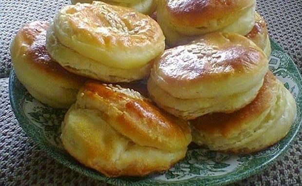 NIKAD BOLJE NISMO PROBALI: Pogačice koje se tope u ustima (30 min pečenja)!