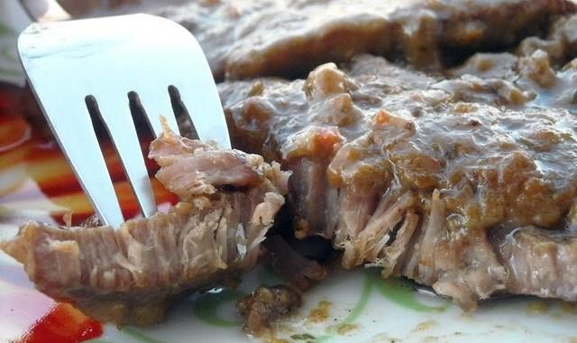 SOČNE JUNEĆE ŠNICLE –recept od moje svekrve….NIKO NEZNA MESO OVAKO PRIPREMITI