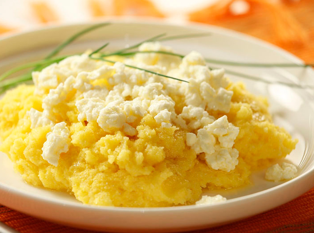 JEDITE OVO ČEŠĆE: Ovo su razlozi zbog kojih bi palenta i kačamak trebali biti stalni dio vašeg jelovnika