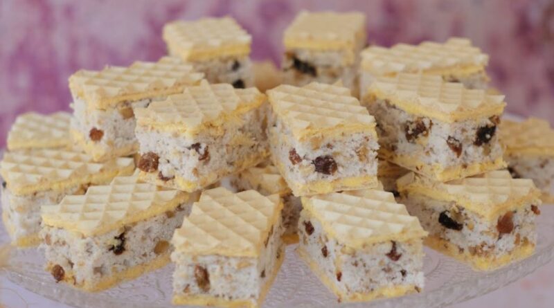 Ovaj kolač morate probati, svi smo se oduševili: Oblatne sa biskvitom