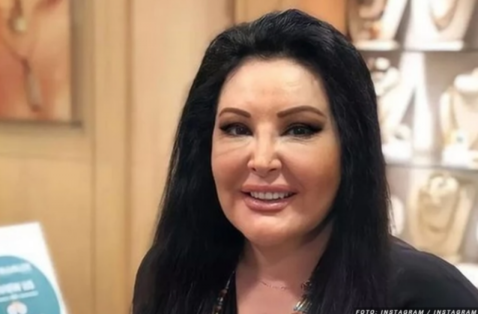 Svi se pitaju šta se desilo sa licem Dragane Mirković, Zategnuti obrazi, kapci i čelo!