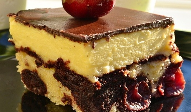 Probajte očaravajući kolač s višnjama - osvojit će vas svojim jedinstvenim okusom!