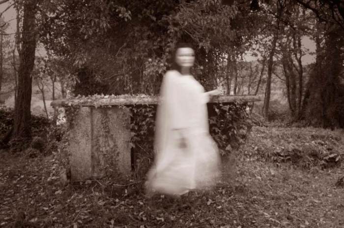 “SINE, ONA JE UMRLA PRE 7 GODINA”: Od OVE JEZIVE PRIČE iz Negotina i danas se DIŽE KOSA na GLAVI!