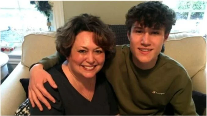 Medicinska sestra posvojila sina svoje pokojne pacijentice i odgaja ga kao svoje dijete