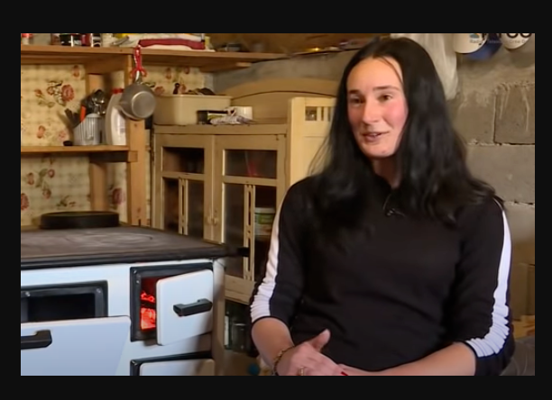 Mara pomuze 130 ovaca za sat vremena: Sa mužem dane provodi u planini, bez televizora, a ovo im je jedina zabava