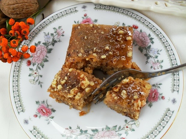 MAKEDONSKI KOLAČ DOK GA PEČETE CIJELA KUĆA MIRIŠE…