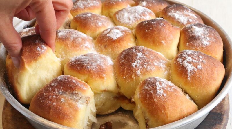 Buhtle mekane kao pena: Recept sa sela, sa džemom i orasima koji svi vole