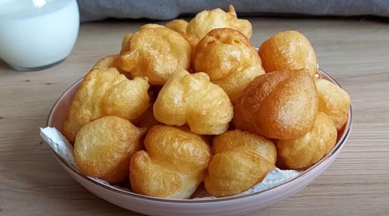 DOVOLJAN JE MINUT ZA PREUKUSAN POČETAK DANA: Brzi uštipci od kojih će mirisati cela kuća