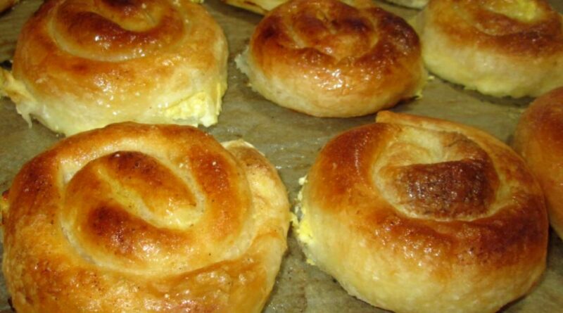 DOMAĆA PITA SIRNICA: Da se raspametiš od miline