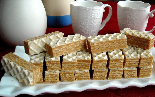 BRZO I JEDNOSTAVNO: Bakin recept za oblatne koje su spremne dok se čaj kuha!