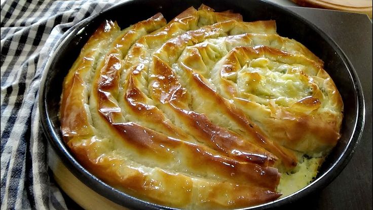 Brza pita zeljanica/ Kad god imam svježeg špinata, ja napravim ovu pitu,Evo kako..