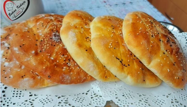 Danas učimo da pravimo lepinje, fine mekane sa rupicama