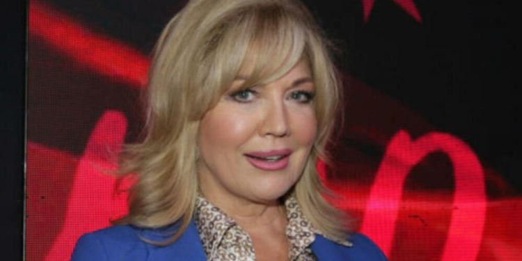 NIKAD NE BISTE REKLI DA IMA OVOLIKO GODINA, A I DALJE JE ŽELE: Evo KAD je rođena Suzana Mančić, ŠOK