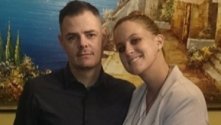 Muž zaboravio telefon u kupatilu: Žena ušla da se tušira, videla poruku, zaplakala, pa nazvala policiju /Boston