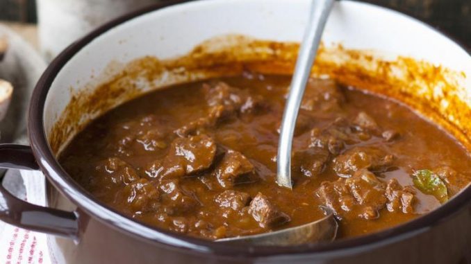 JUNEĆI GULAŠ, JELO IZA KOJEG UVEK OSTANE PRAZAN TANJUR