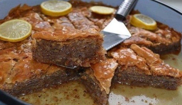 PRAVA-PRAVCATA BAKLAVA…ONAKO KAKO SU JE SPREMALE NAŠE BAKE I NANE
